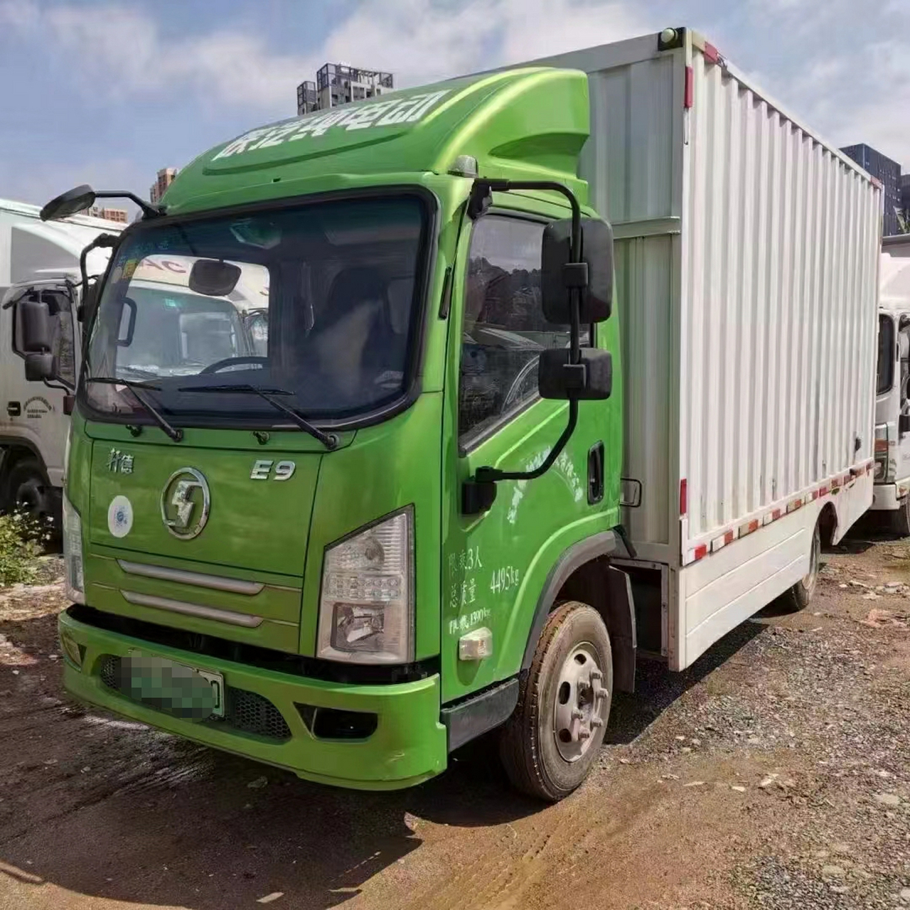 陕汽轩德e9,78度力神电池,续航200左右 三电质保五年二十万公里,质保