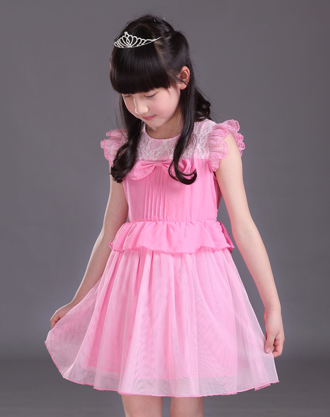 2024树洞挑粉色裙子