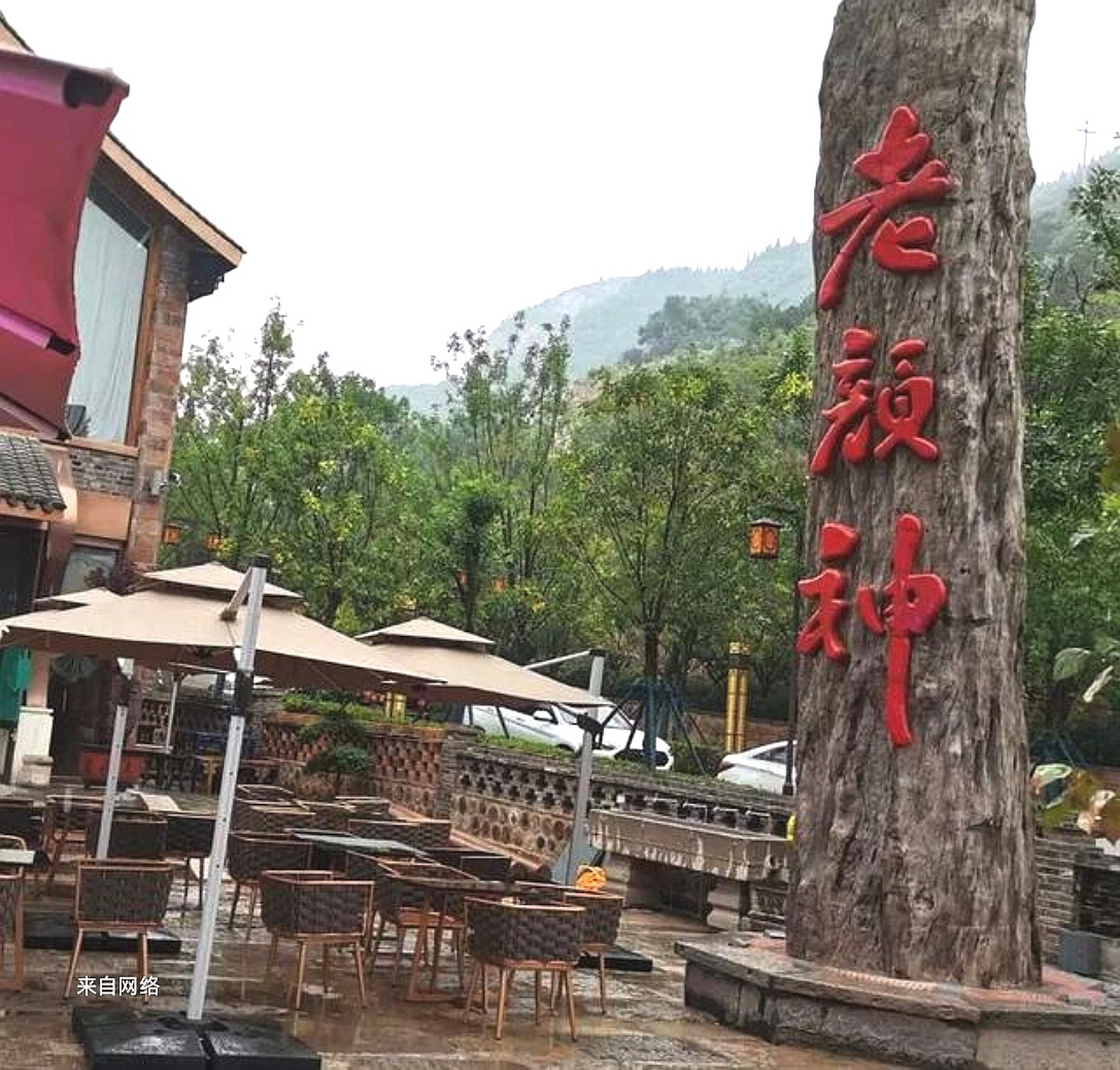 文游天下(767) 淄博老颜神美食街 文/石岩磊        淄博市博山区是