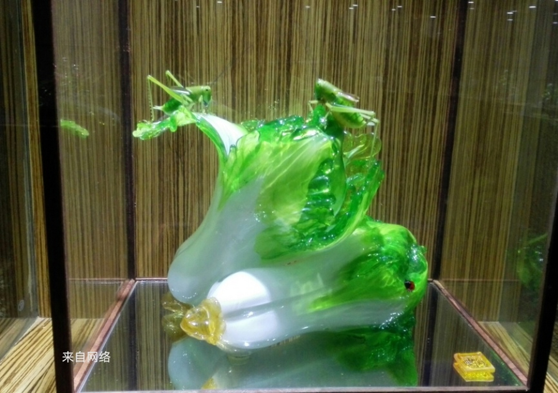 文游天下(769) 淄博博山陶瓷琉璃大观园 文/石岩磊      白居易曾用"