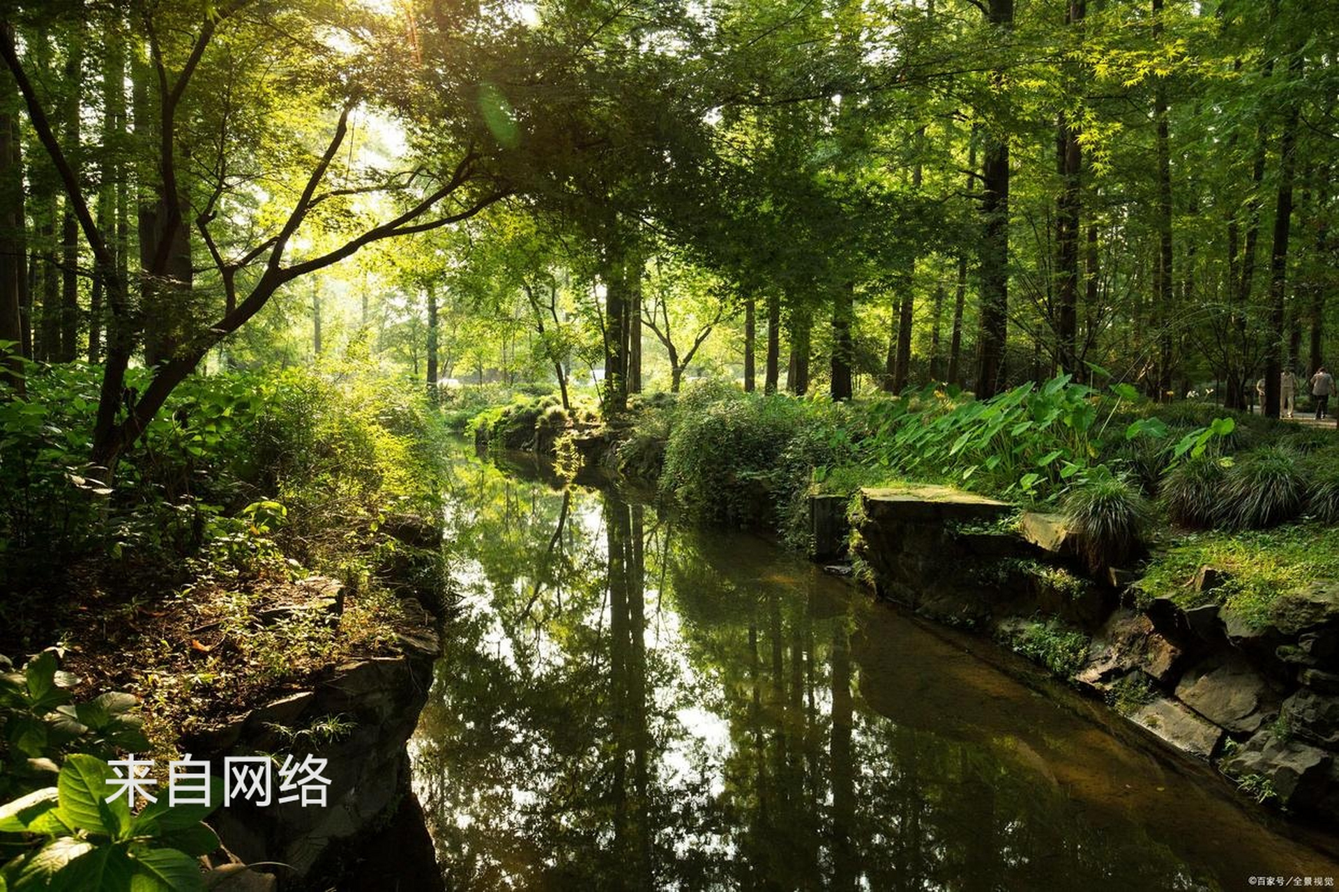 文游天下(928) 湖南永州小石潭 文/石岩磊      公元805年,唐代文学家