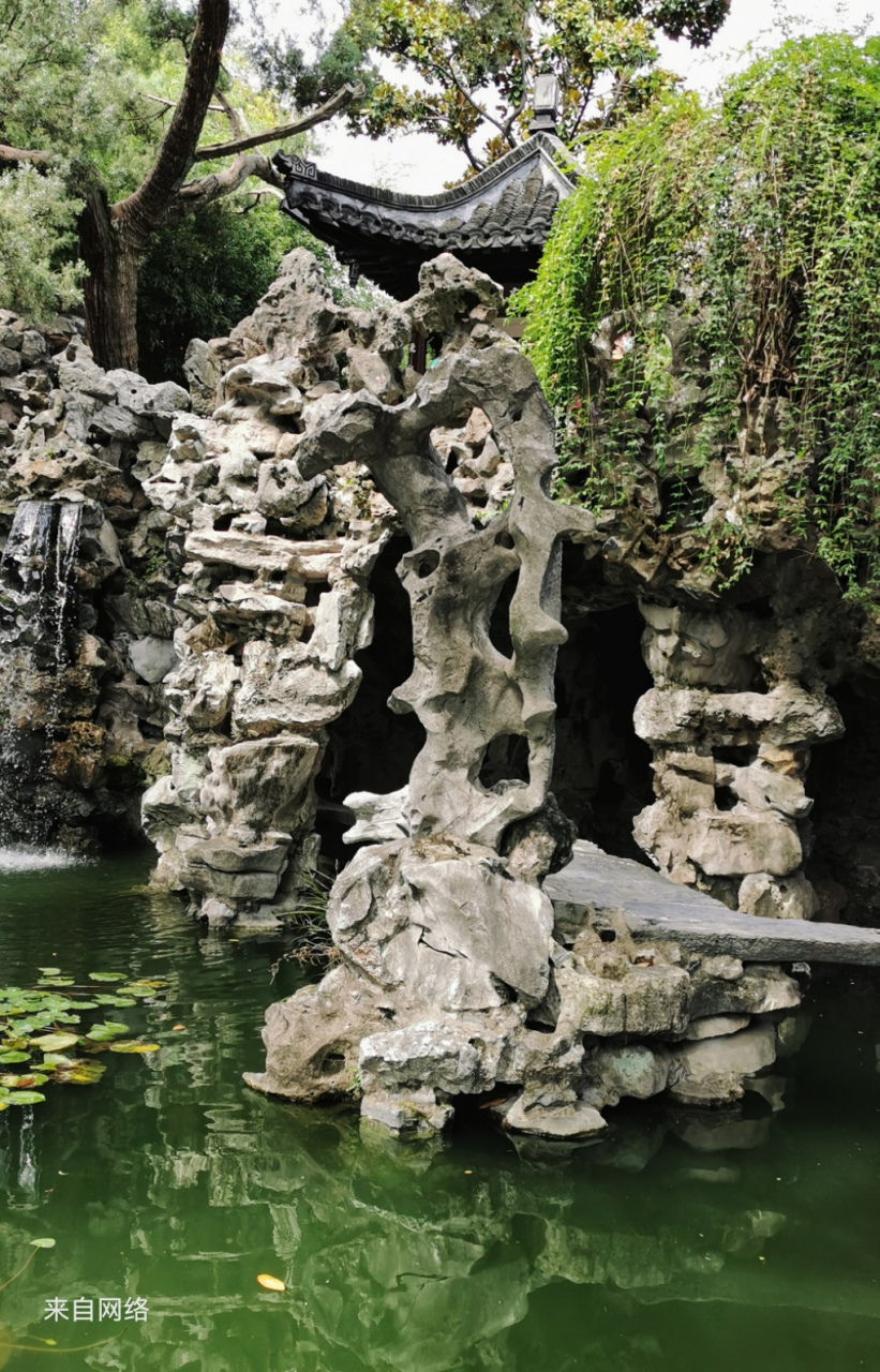 文游天下(784) 扬州个园 文/石岩磊       江苏扬州地处长江与京杭大
