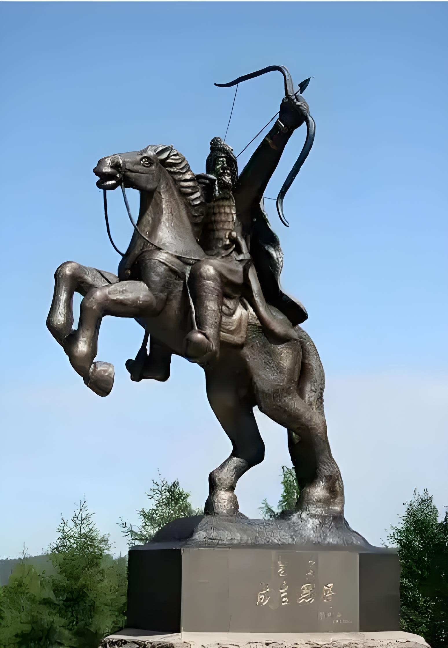 读到第十四章"凉州会盟与八思巴"时,我找到了答案,这一章节先从成吉思