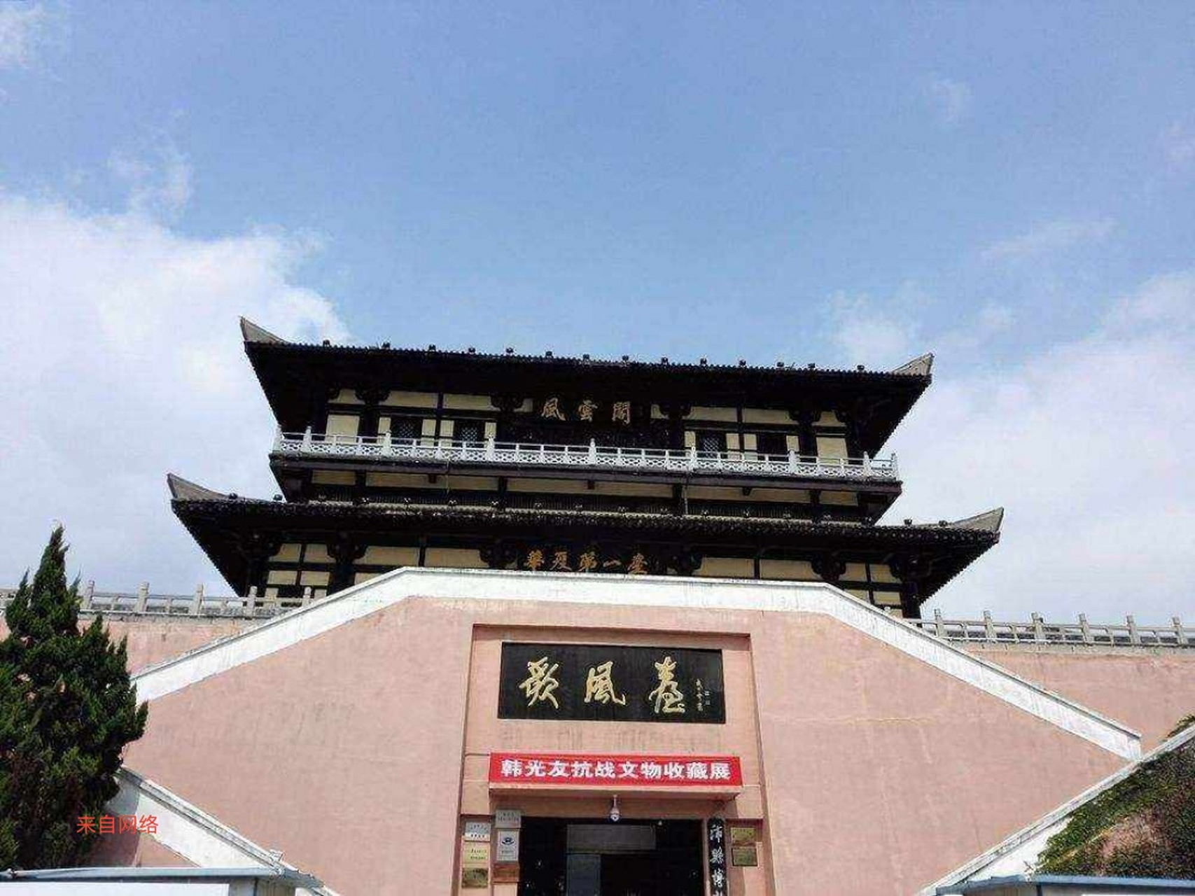 文游天下(781) 刘邦故里 文/石岩磊        江苏徐州有"刘邦故里"之称