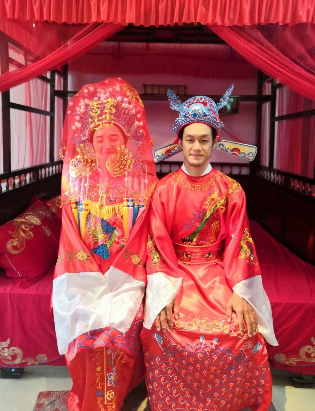 客家传统婚服,喜庆,端庄,典雅.你见过吗?