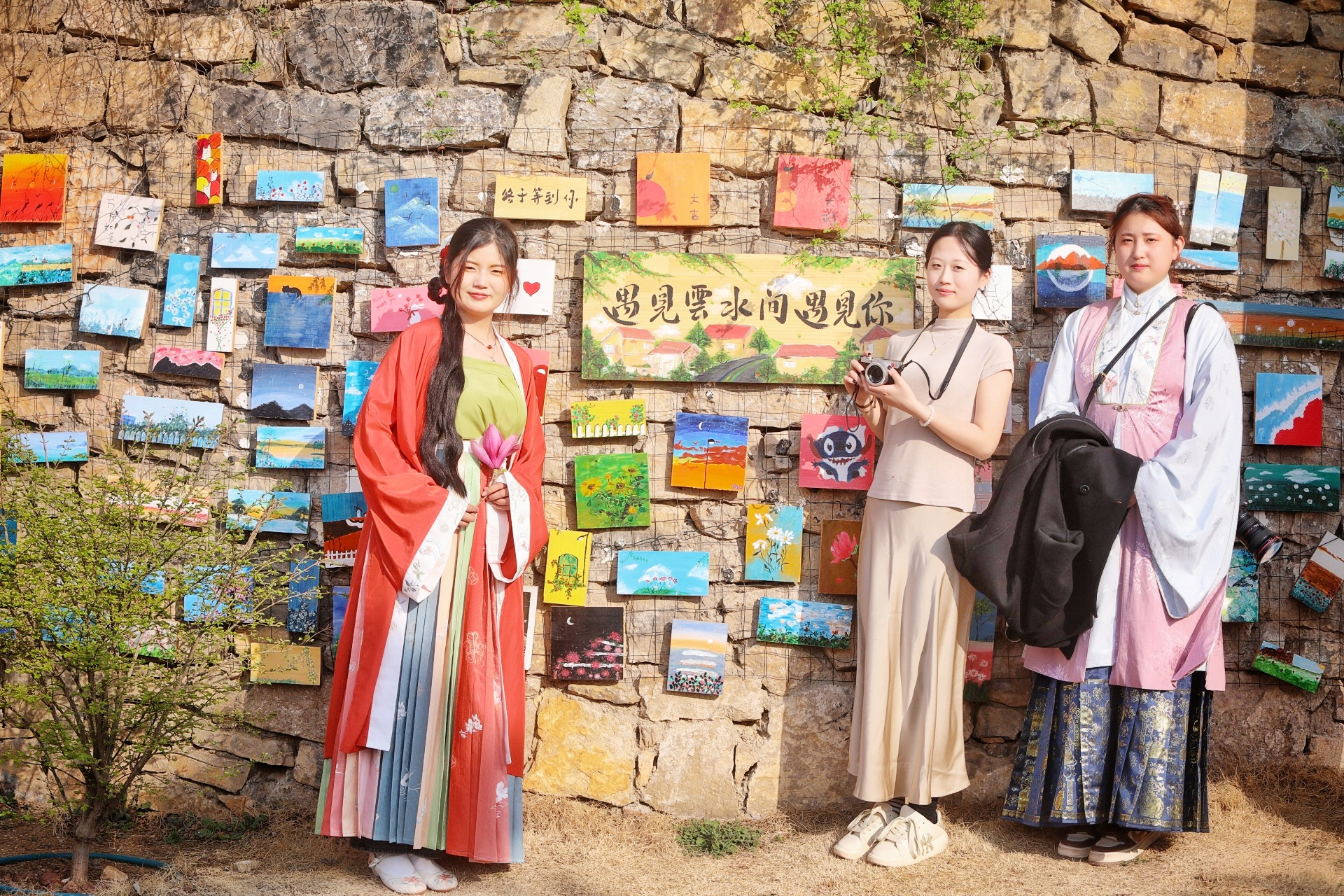 67  明天就是泉庄的桃花节了,先来尹家峪溜达一圈.