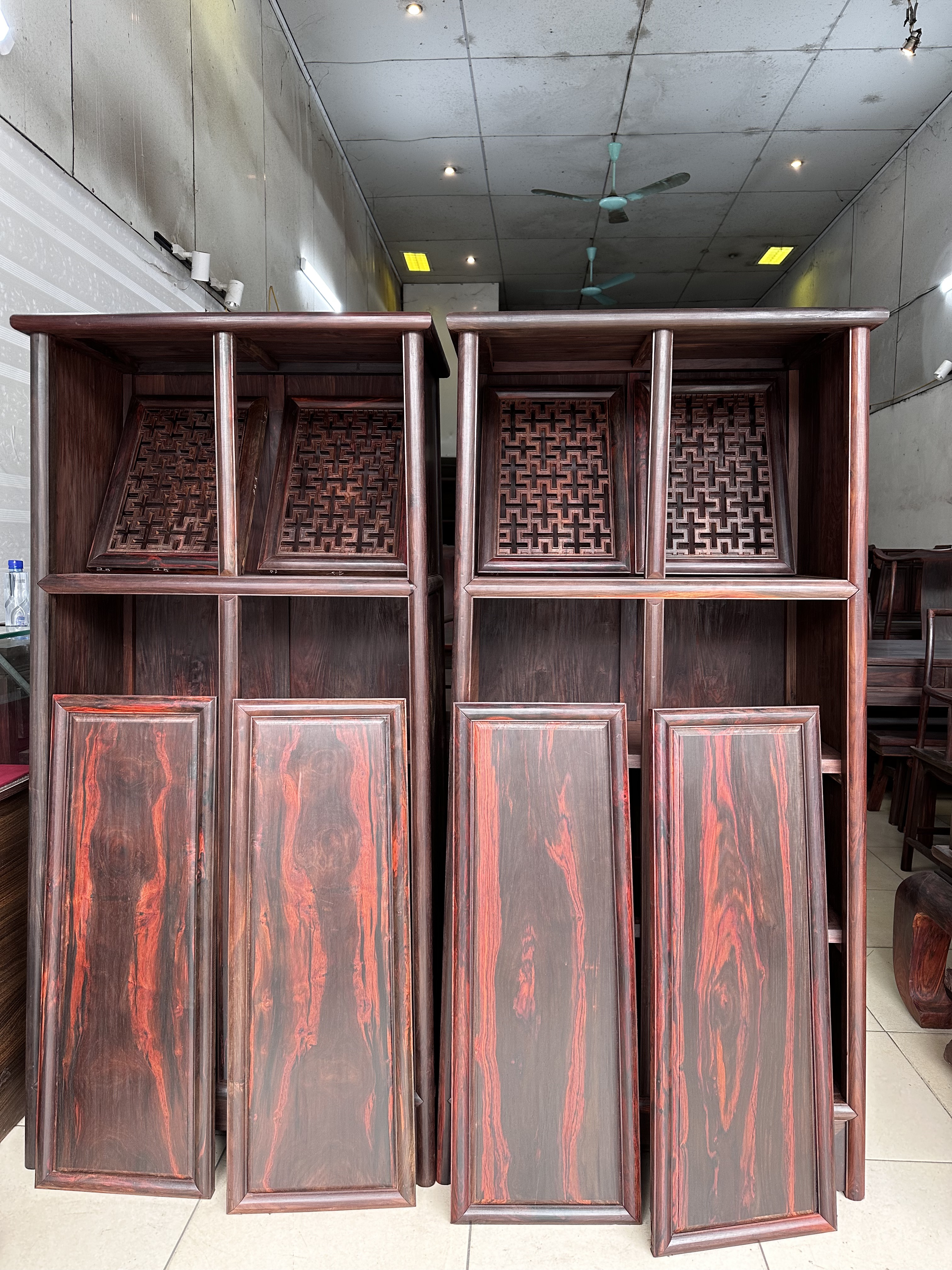 大红酸枝圆角柜尺寸160