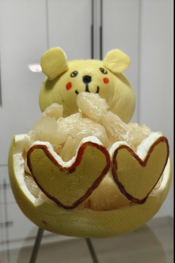 冬天要多吃柚子,给小宝宝做可爱造型,能增加食欲呦!