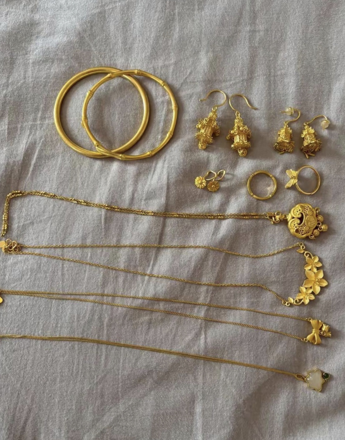 黄金现在卖多少钱一克,现在的黄金一克多少钱市场价