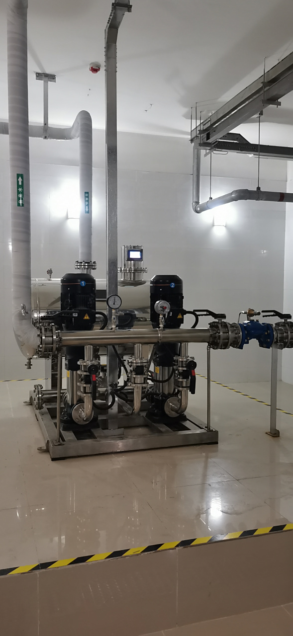 今天完成了无负压供水设备的现场安装,效果非常满意!