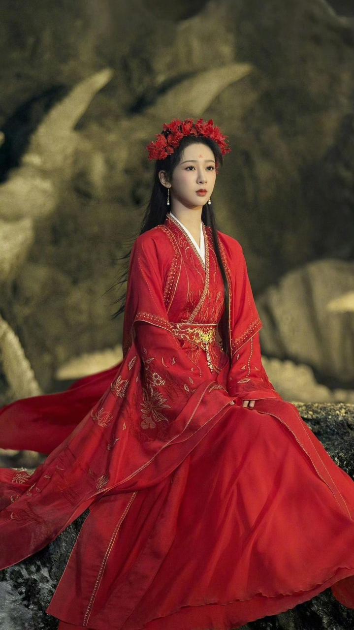 相柳自从听到小夭说过"无力可保,无人可依,无处可