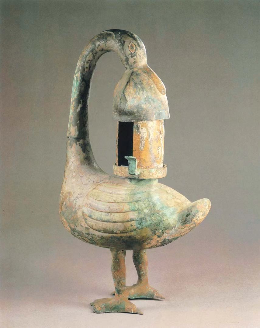 每日一文物##文物有话说#汉代青铜雁鱼灯,1985年出土于在山西省酥州