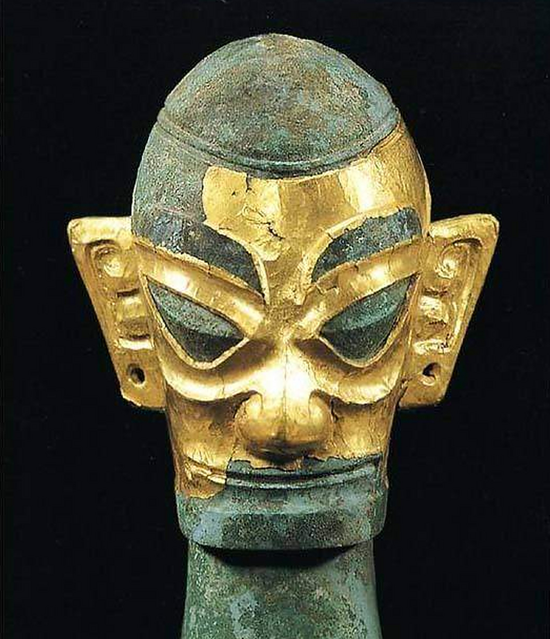 文物有话说##钱途挑战#金面罩铜人头像是商代的青铜器.