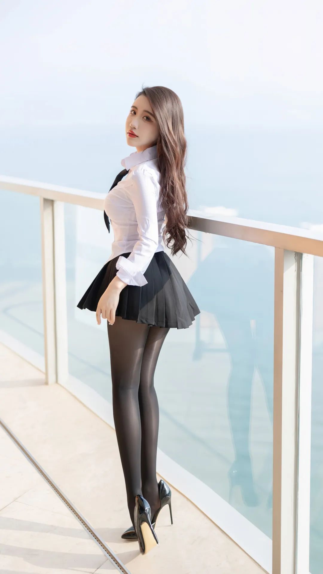 7: 这谁扛得住?武汉妹子绯月樱又双叒美出圈了!