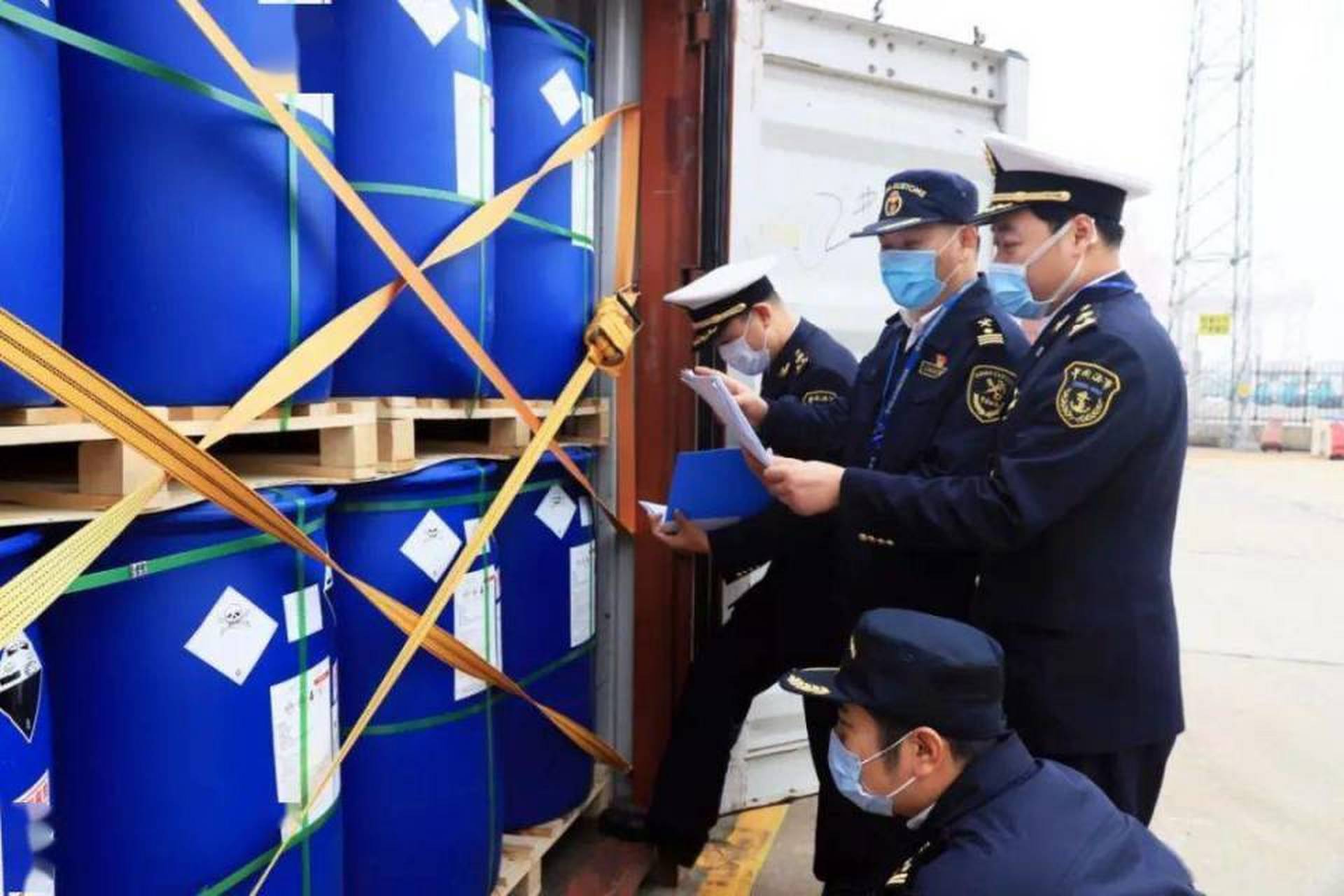 中国海关在近日扣留了一批日本出口的水产品,日本政府对此提出抗议