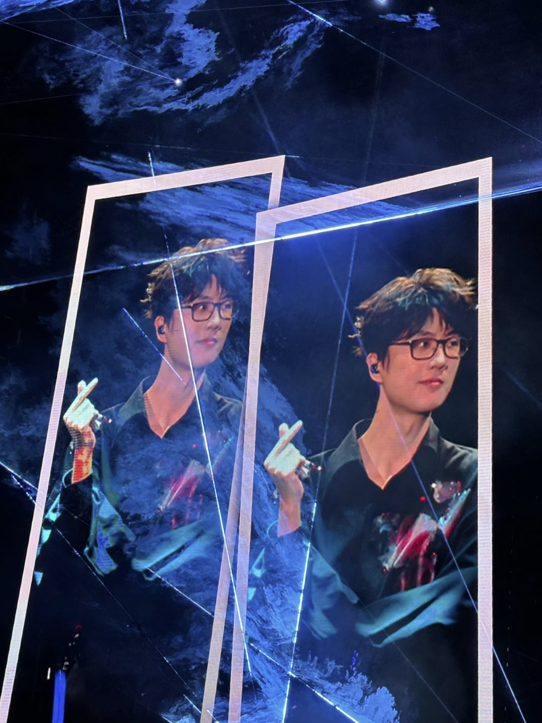 去了许嵩南京演唱会现场太震撼啦有没有宝子也在现场呀?