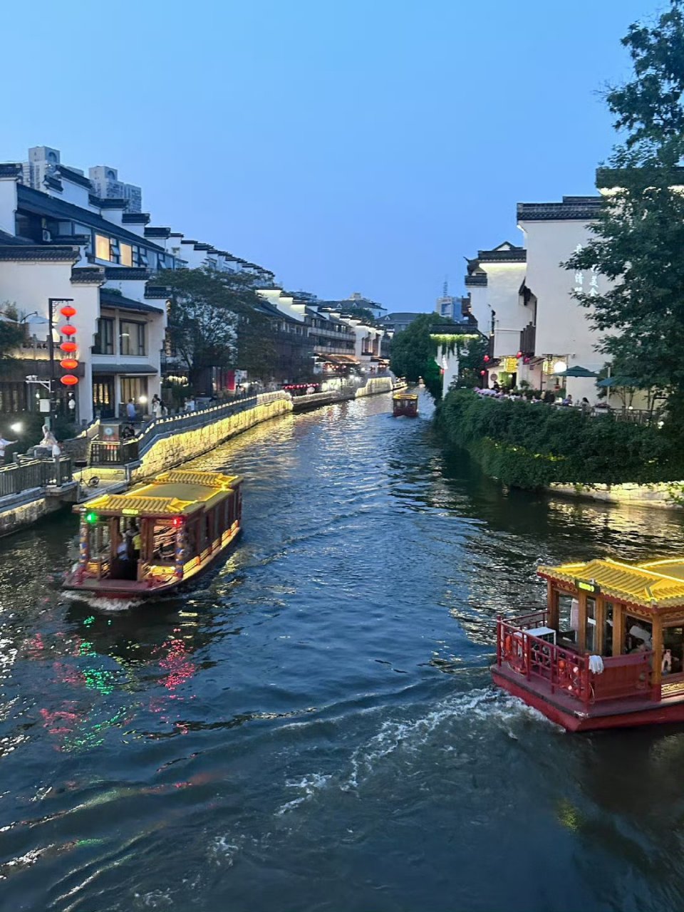 在南京旅行的日子,每一天都充满了快乐959595!