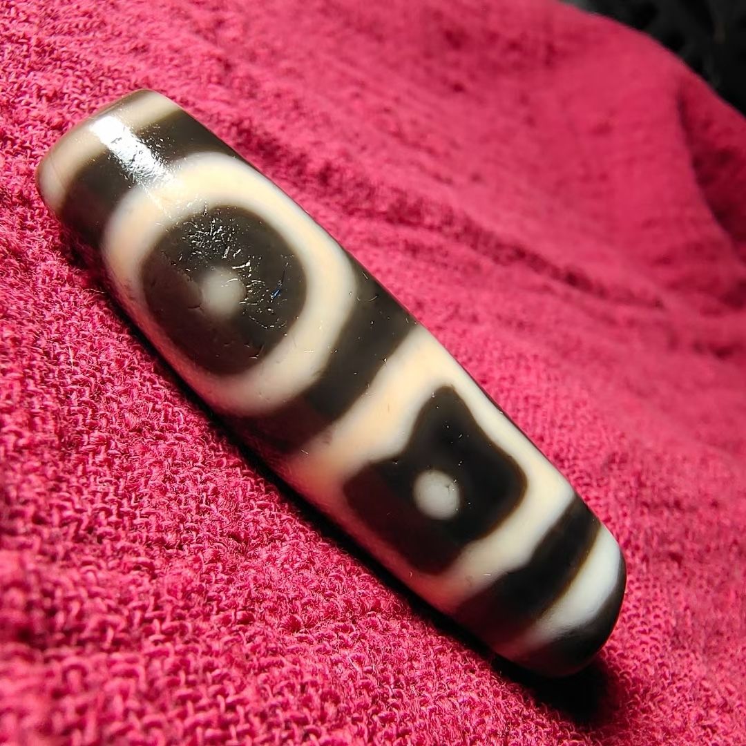 藏传千年至纯双天地星辰天珠