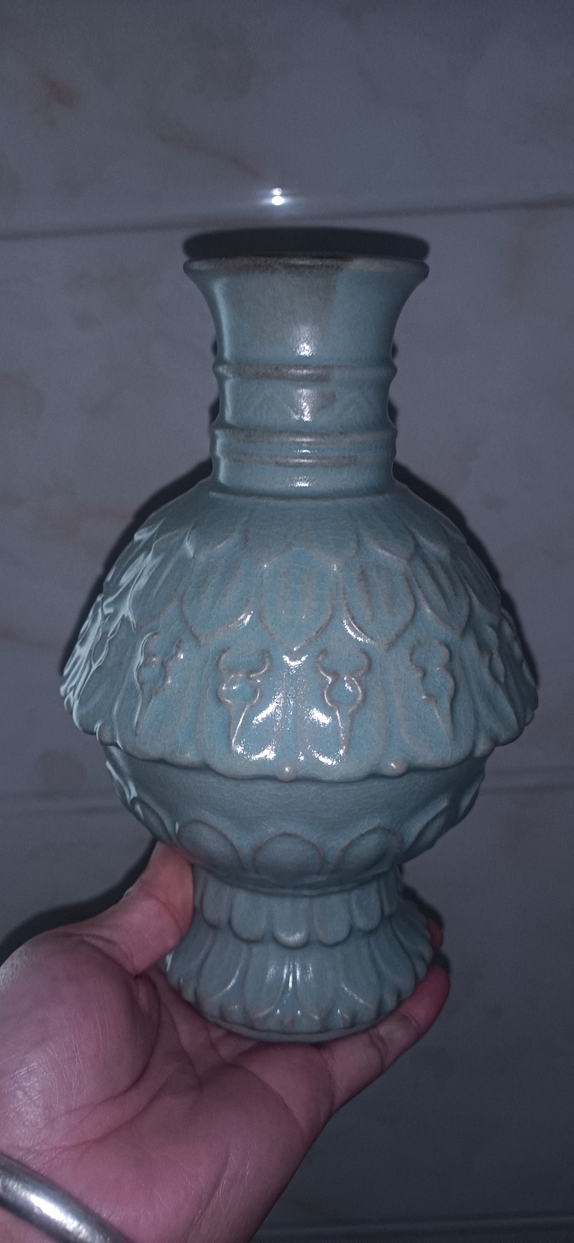 北宋汝窑莲花尊