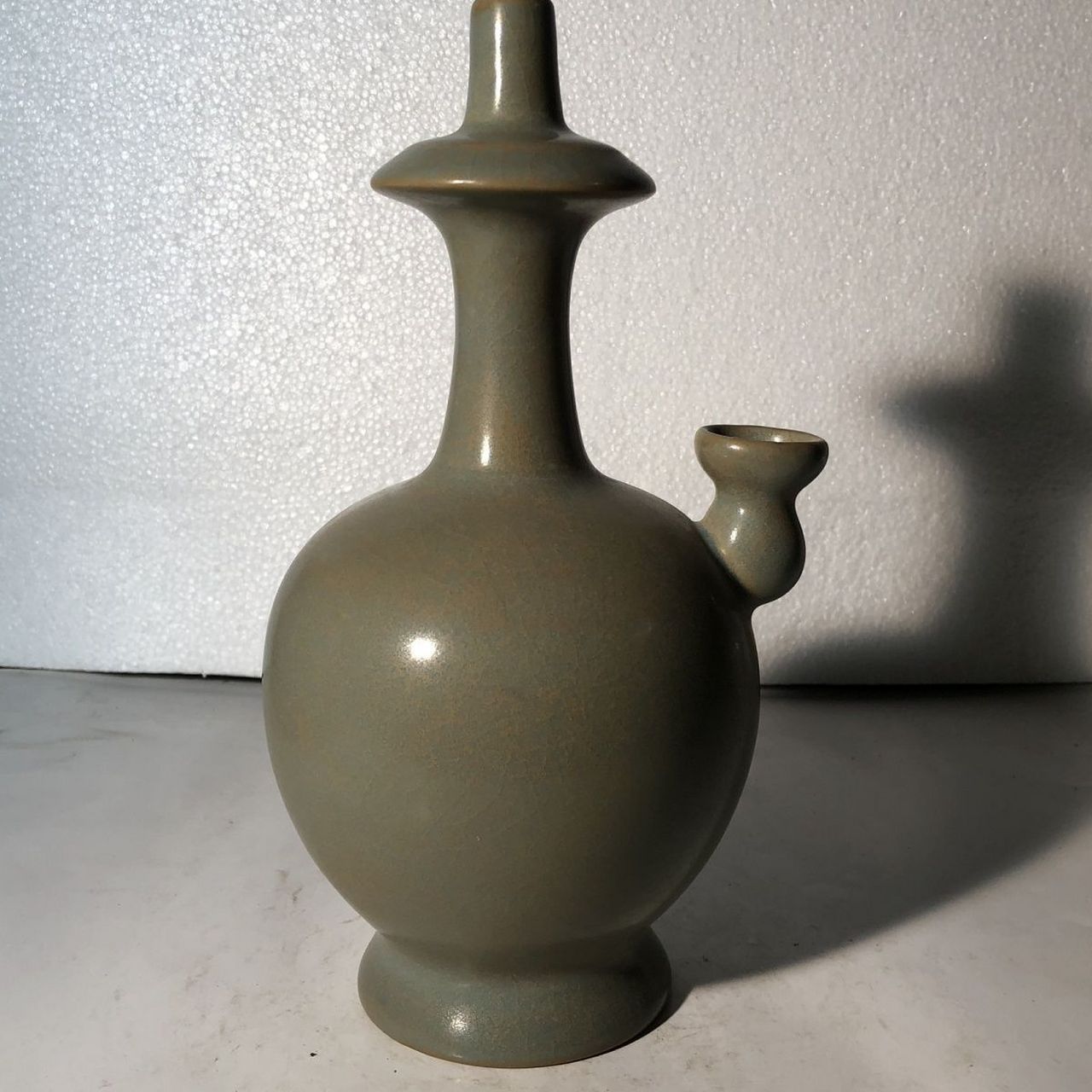 北宋出土土沁官汝窑佛教净瓶(古董)欣赏