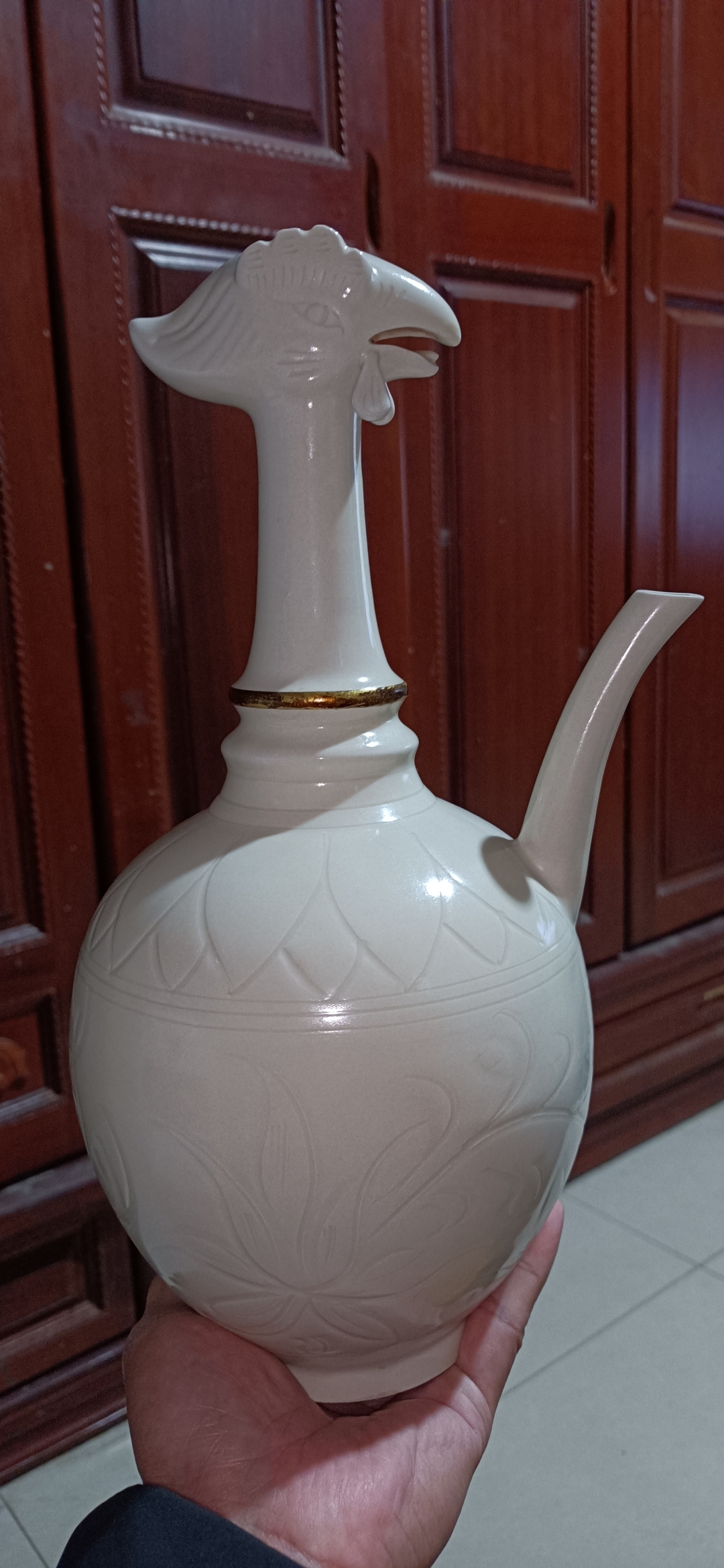 只有百度有这只你全世界找去吧 宋代镶边官定鸡首壶