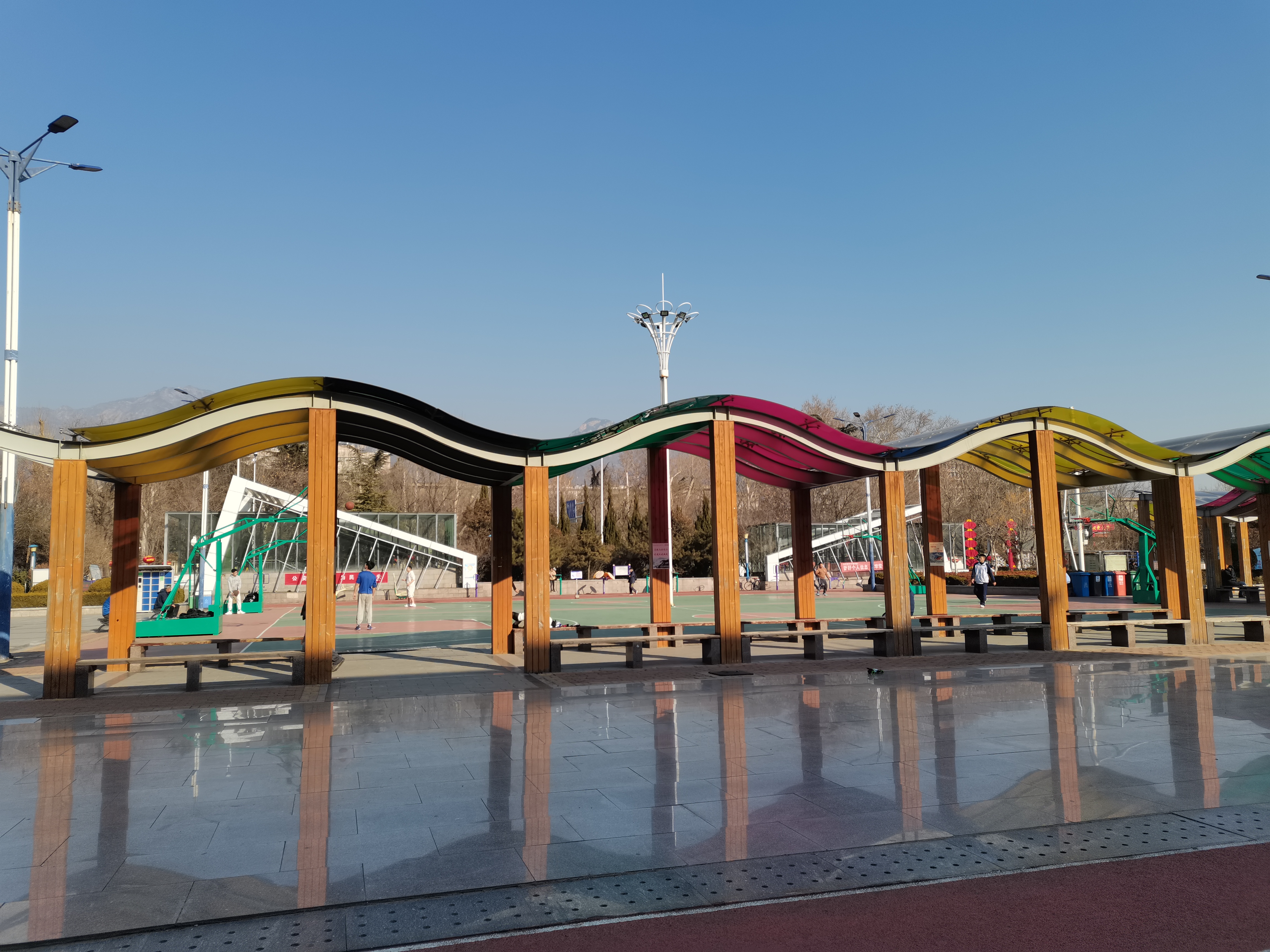 职工准备俩小时,领导摆拍五分钟