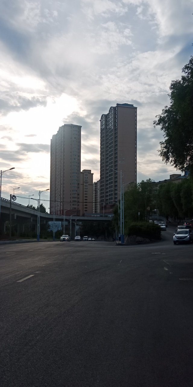 黑龙江省双鸭山市尖山区金山国际