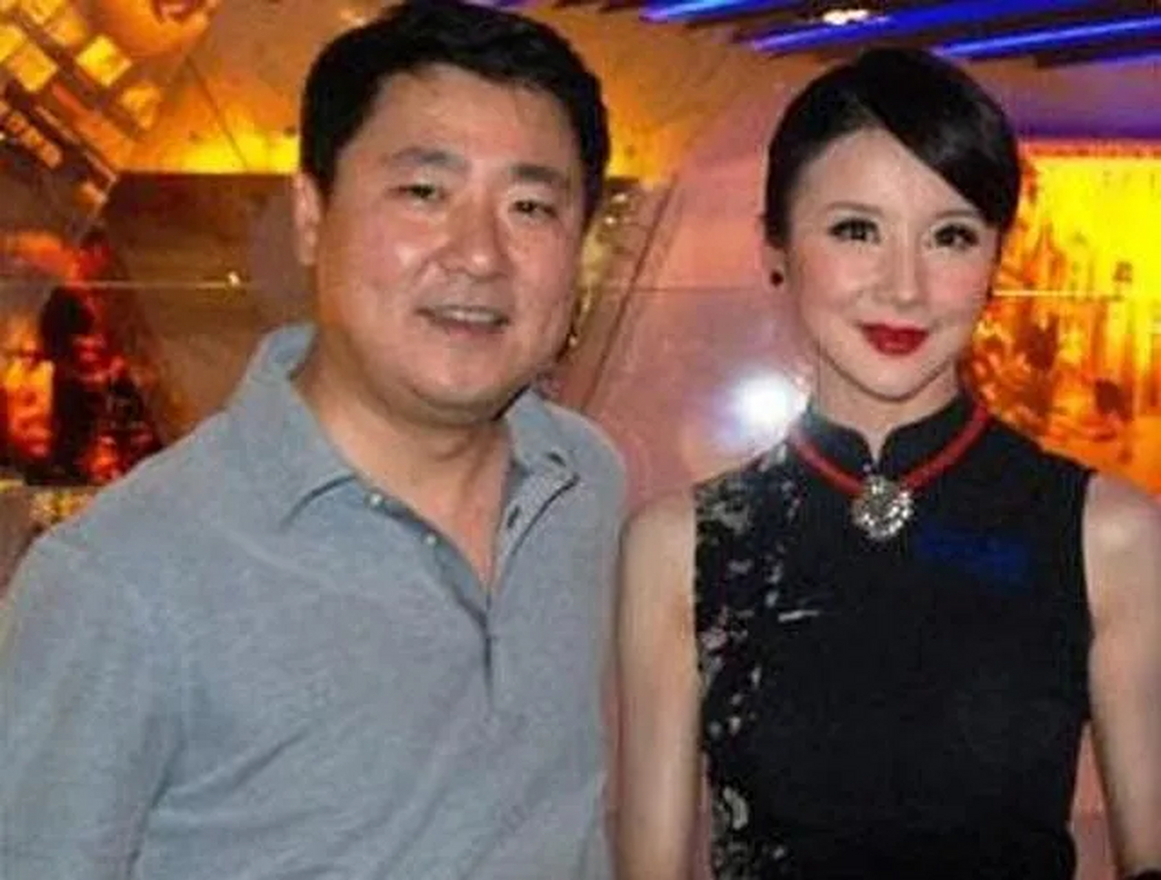 博纳影业美女老板娘臧黎璐,将自己的老公从一个穷小伙打造成亿万富豪