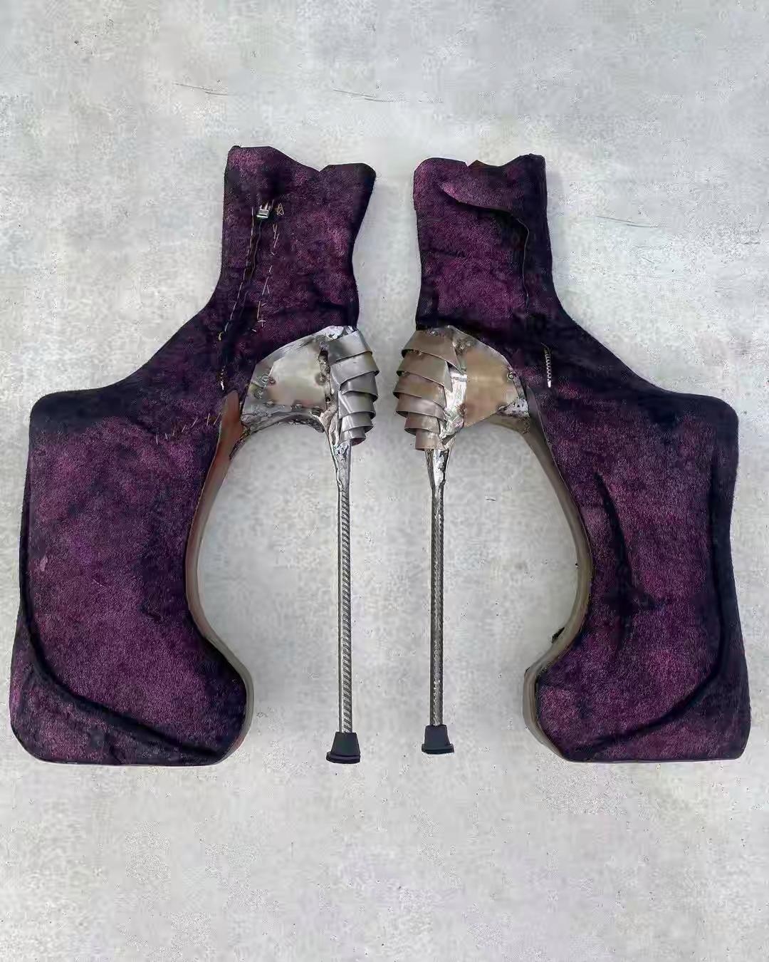 瞧瞧这么一双独特的鞋,风格夸张,设计新奇