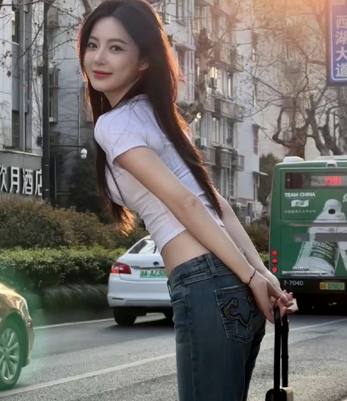 女人的腰夺命的刀 你能挨几刀