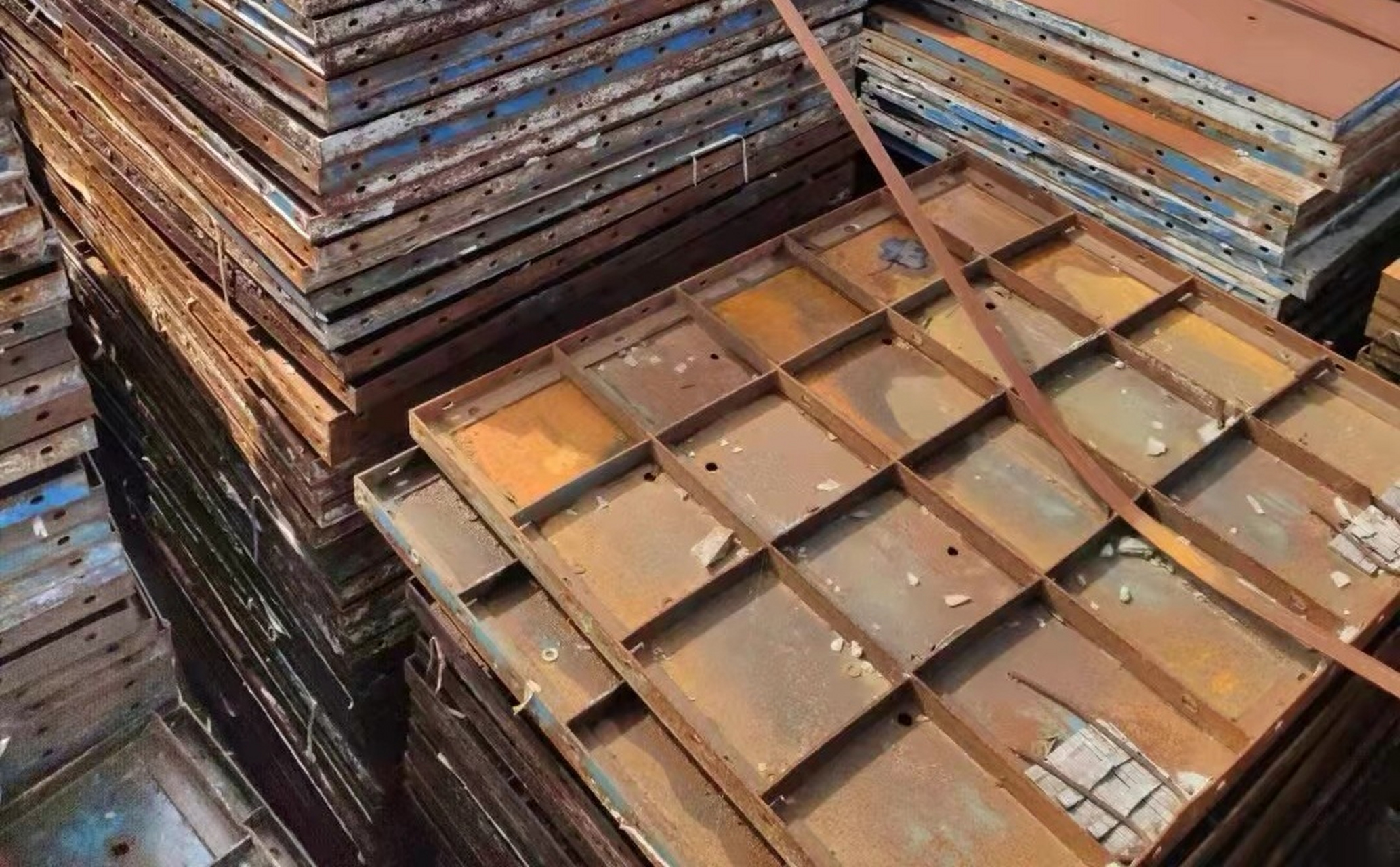 二手钢模板批发市场#  百度一下:路桥材料圈.