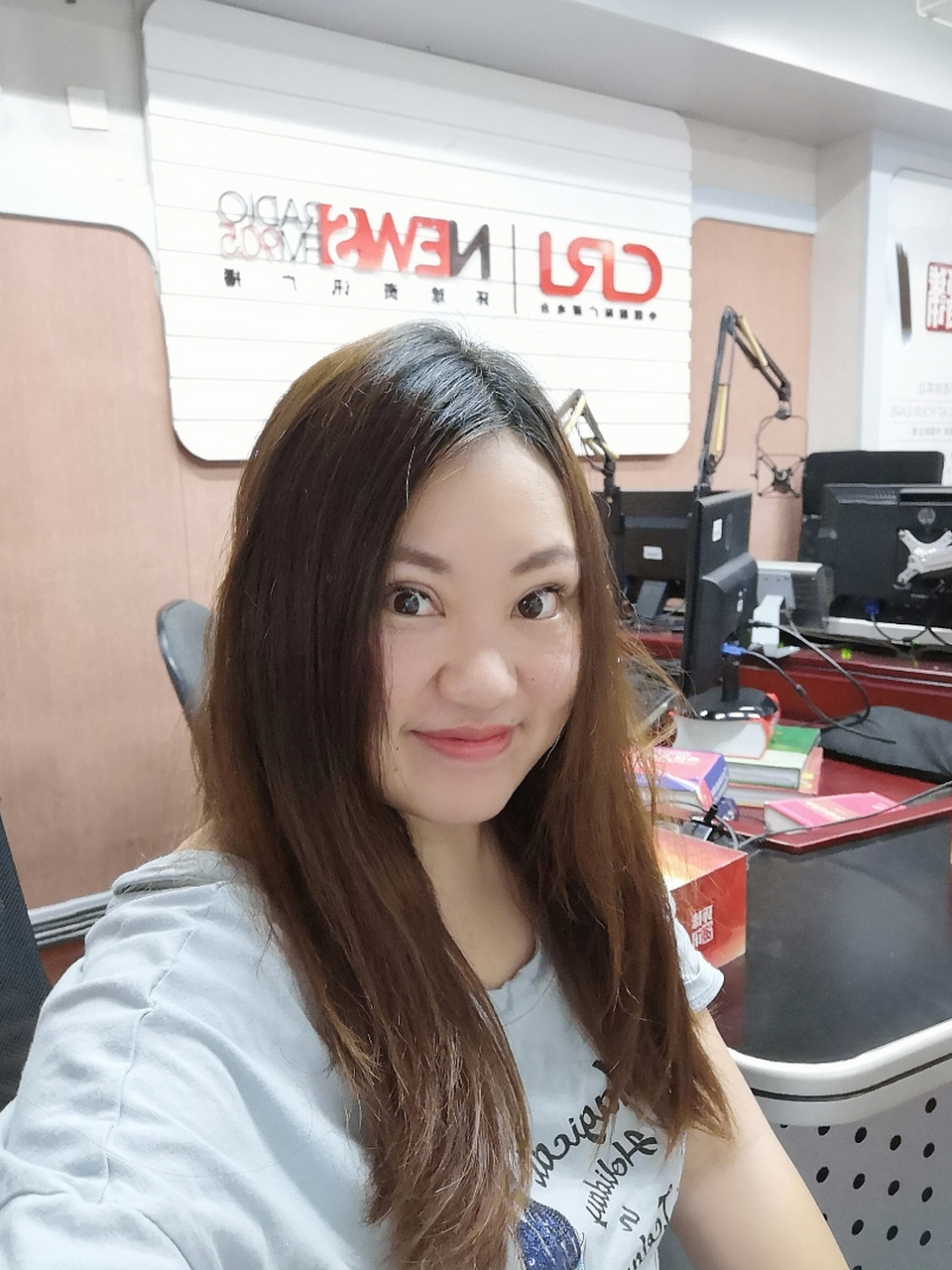 城市故事# 在国际广播电台的环球资讯fm90.