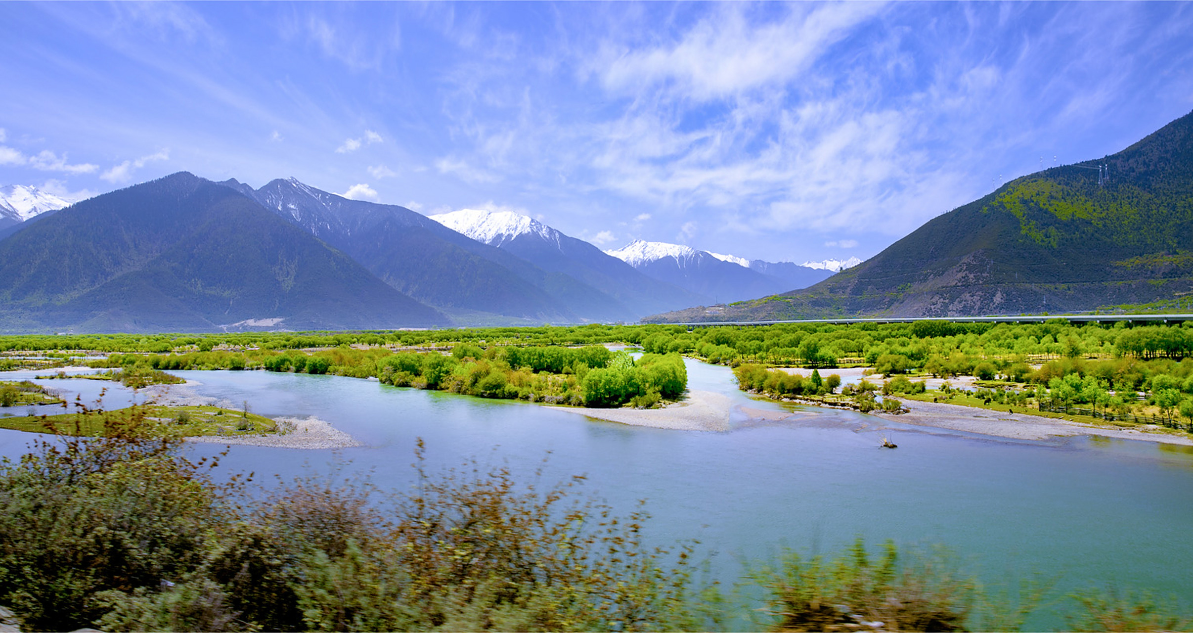 2009年7月29日,《雅尼国家湿地公园总体规划》在拉萨市顺利通 过了