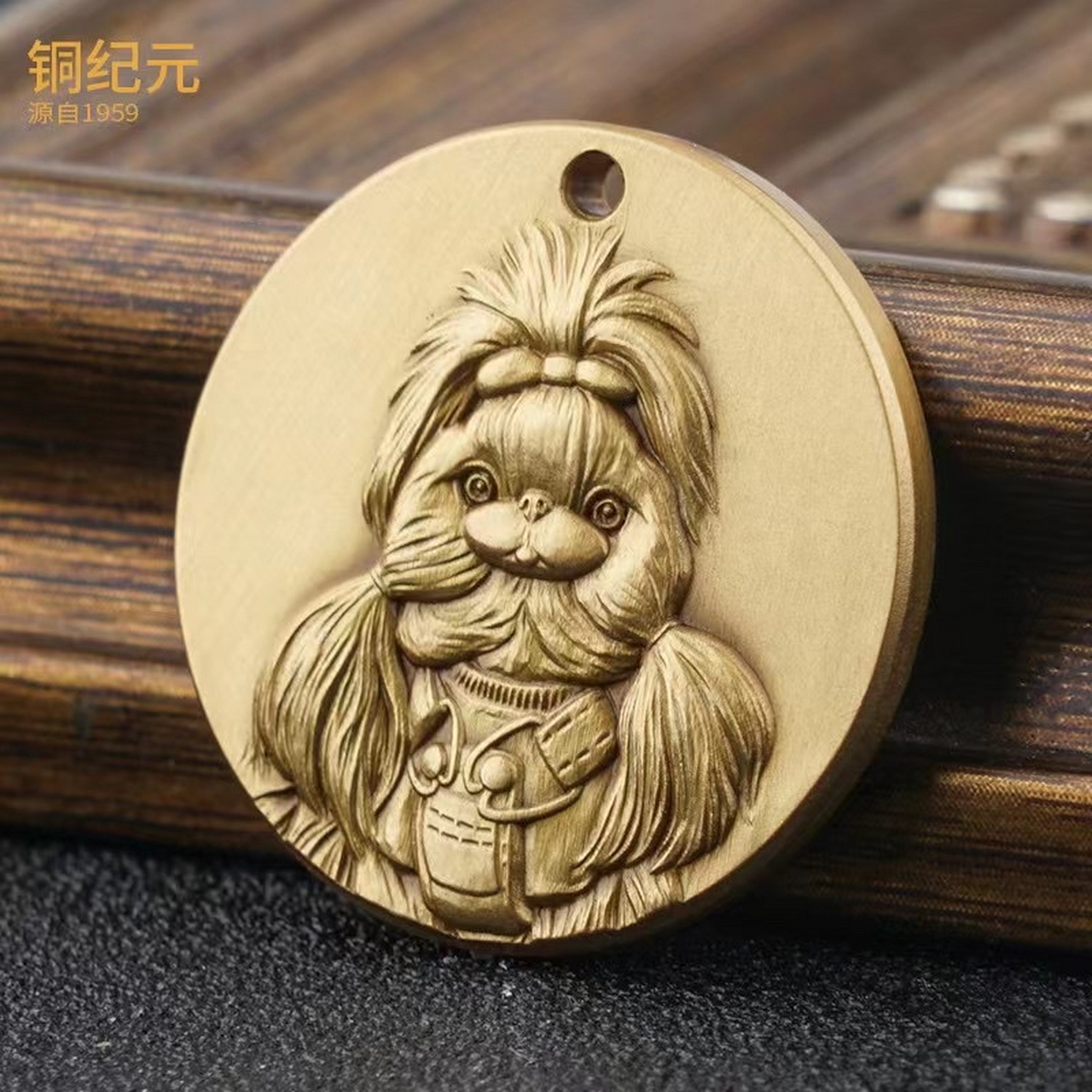 西施犬-shih tzu(小型犬 玩赏犬 伴侣犬) ·体重:5-7公斤 身高:25-27