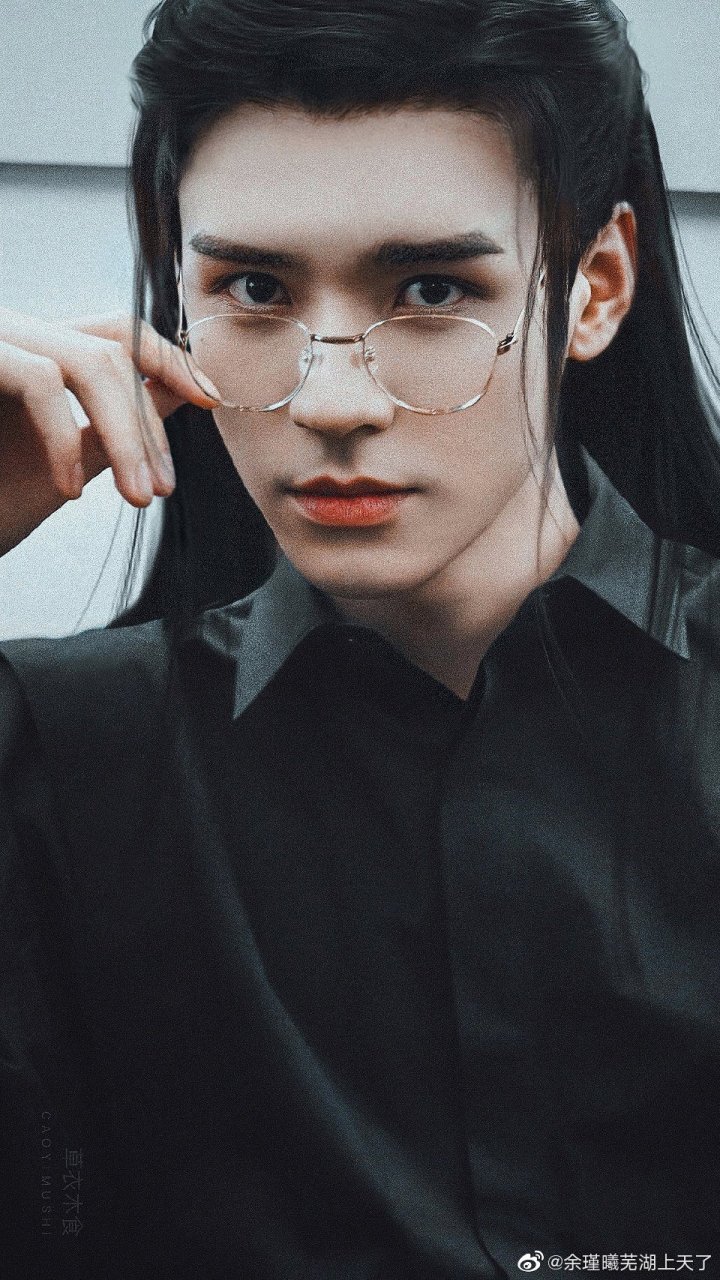 向全世界安利龚俊 来分享几张俊俊的美图,都是我在微博上看到菌丝们