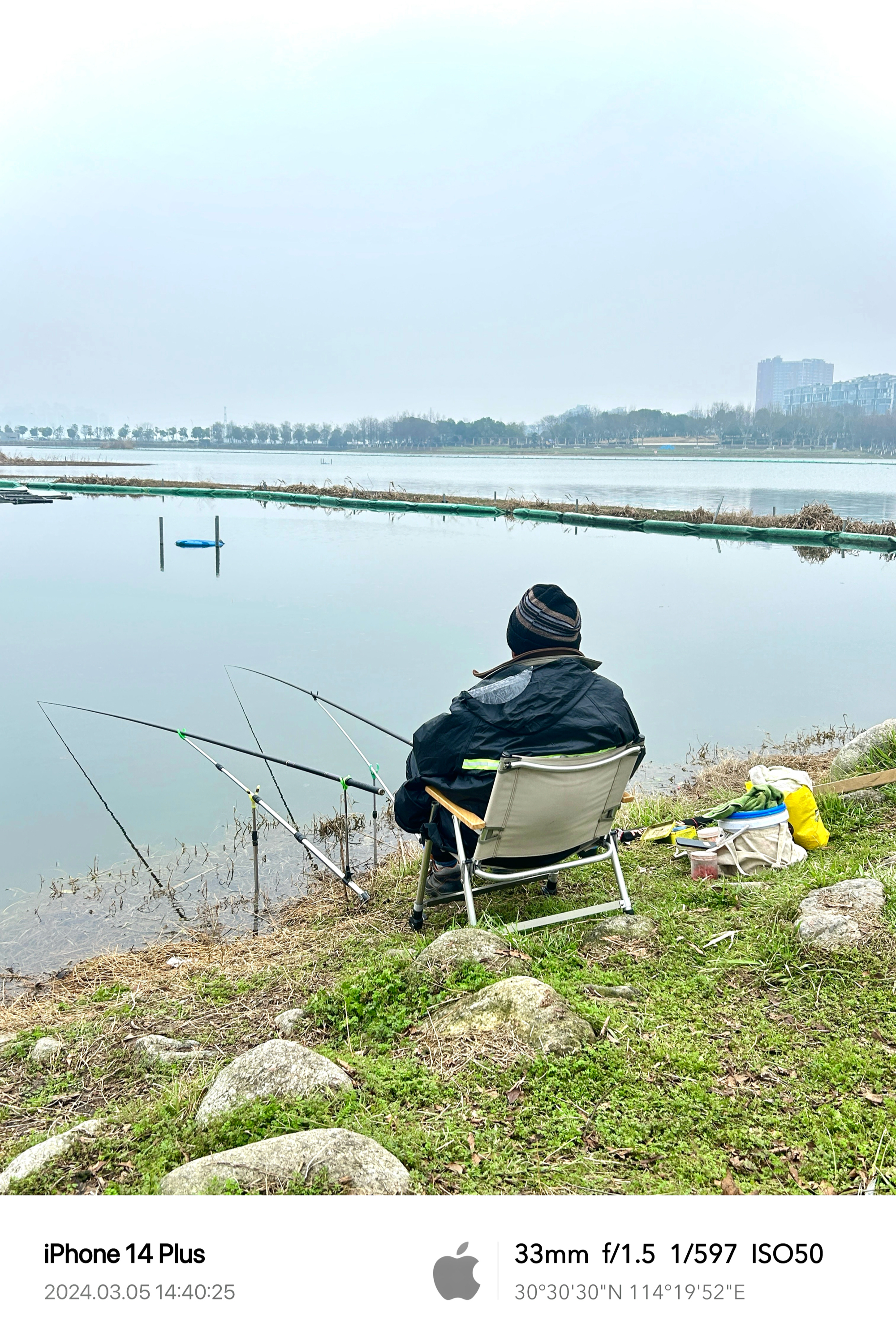 乌川湖钓鱼图片