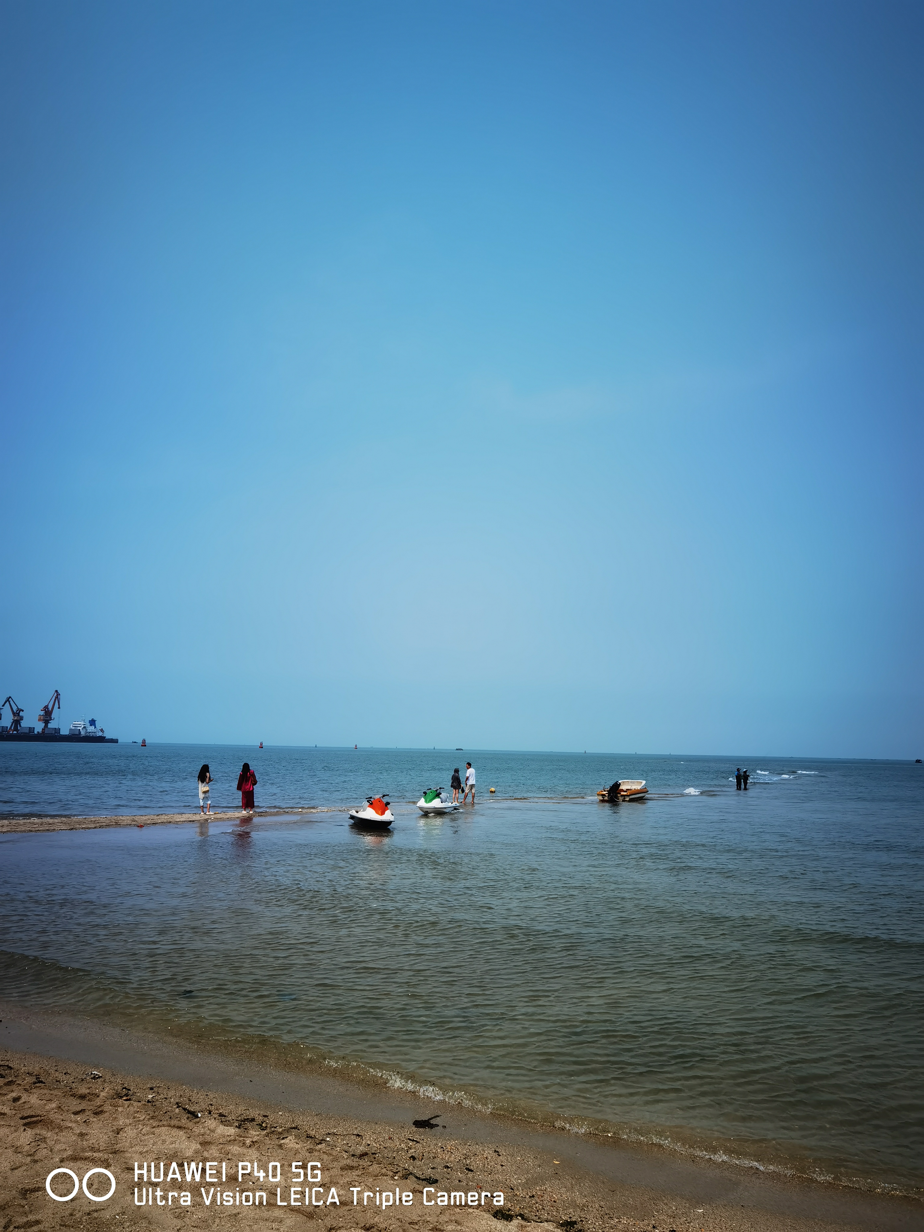 北海市鱼骨沙州景点在位于海城区地角街道大王宫景区旁边.