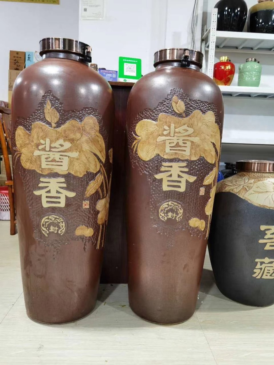 53°酱酒的秘密 随着老酒市场的兴起"酒越陈越香"的观念,已经被越来