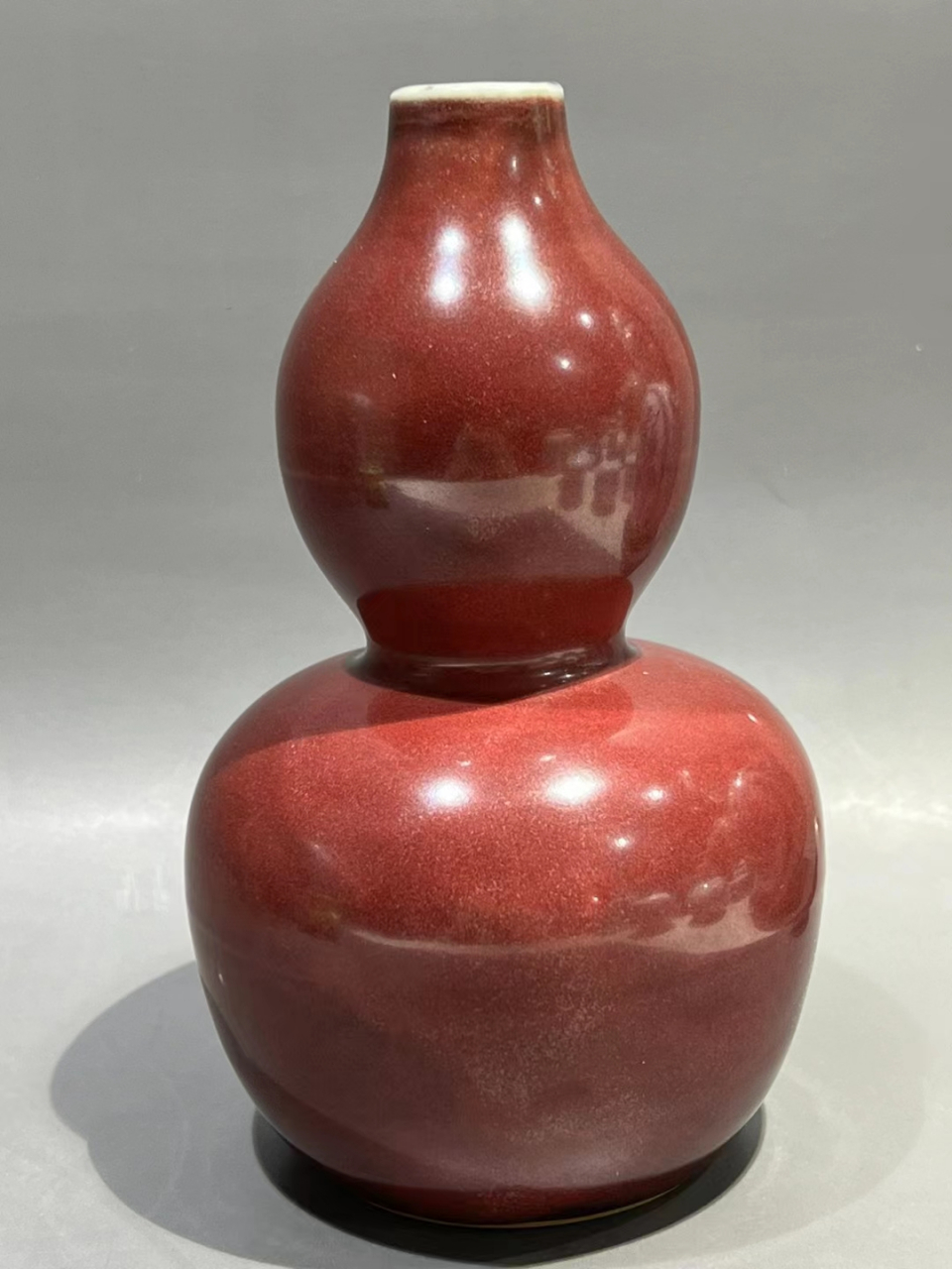 明永宣时期红釉葫芦瓶 高18公分,全品完整