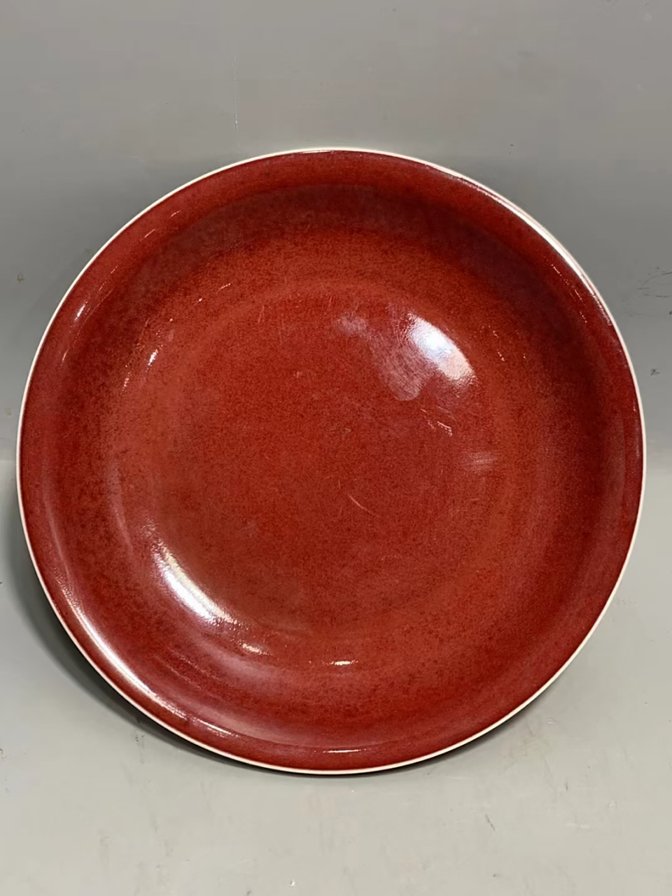 明宣德 宝石红釉盘