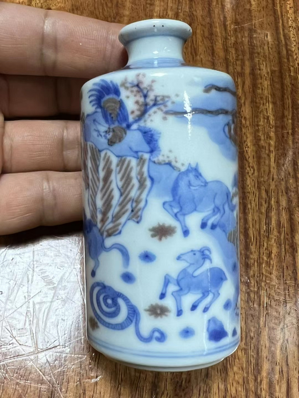 清雍正青花釉里红十二生肖鼻烟壶 高9底径4,全品完整