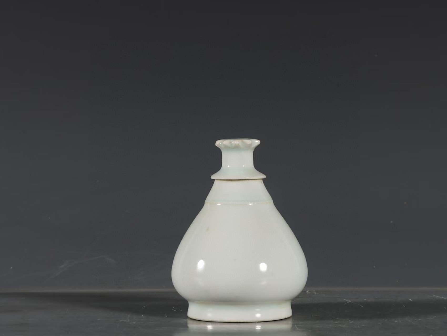 北宋湖田窑影青釉水滴 高8.3口径2底径4.6公分