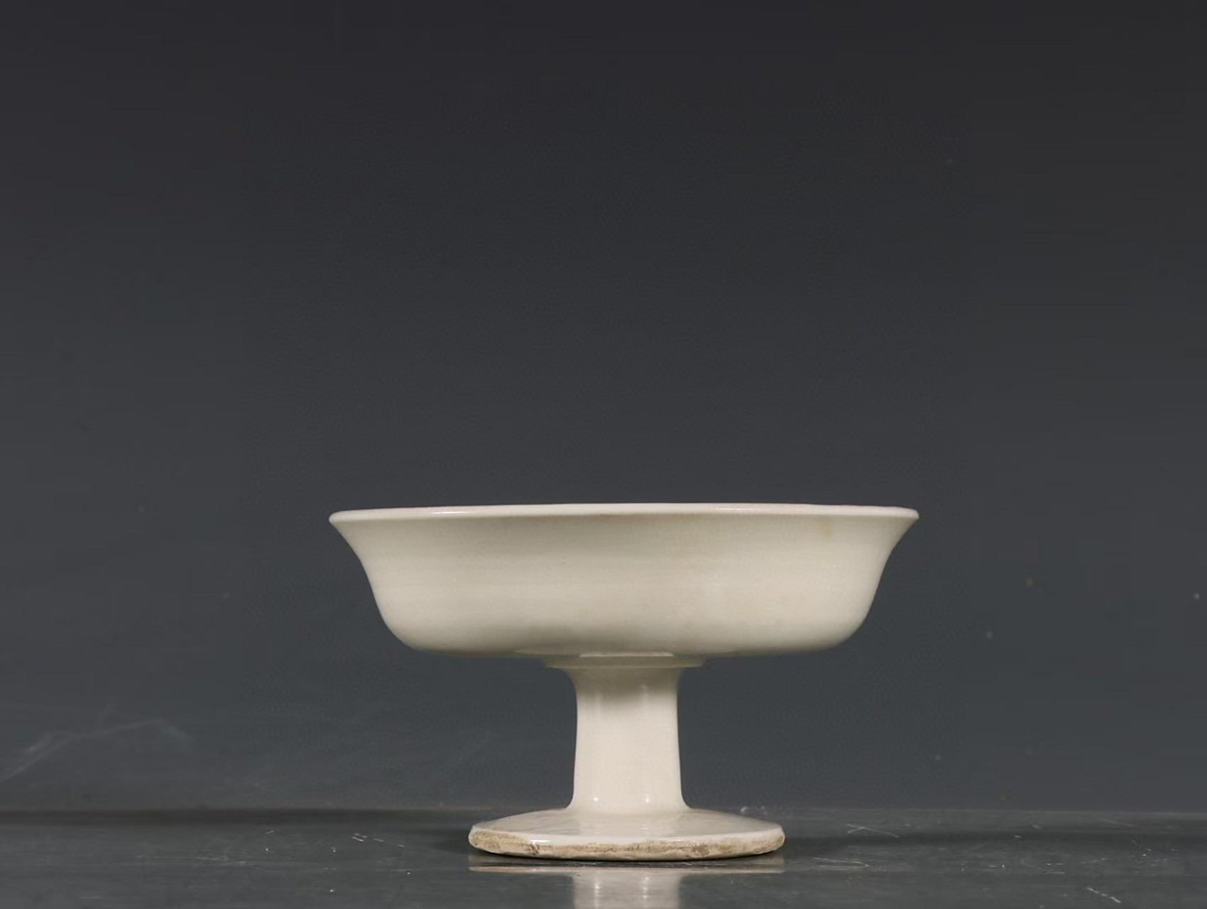 唐 邢窑隋白釉高足杯 高5.6口径9.3底径5公分