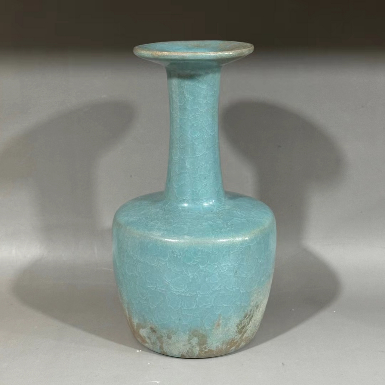 汝窑天青釉冰裂纹盘口瓶 高18公分