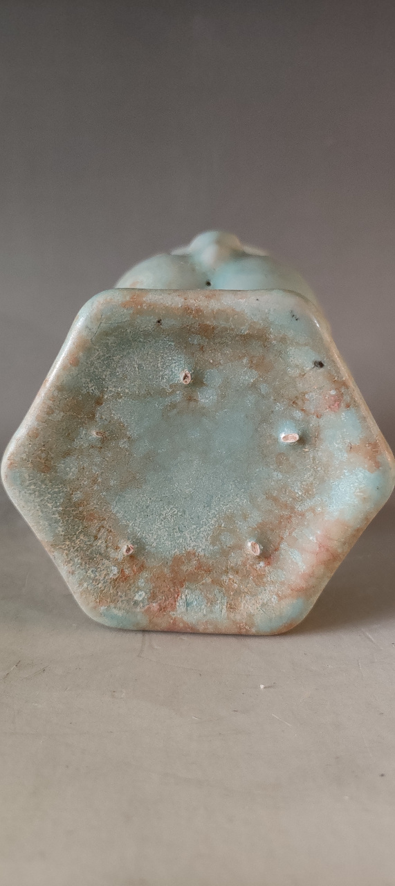 汝窑三羊尊精品鉴赏