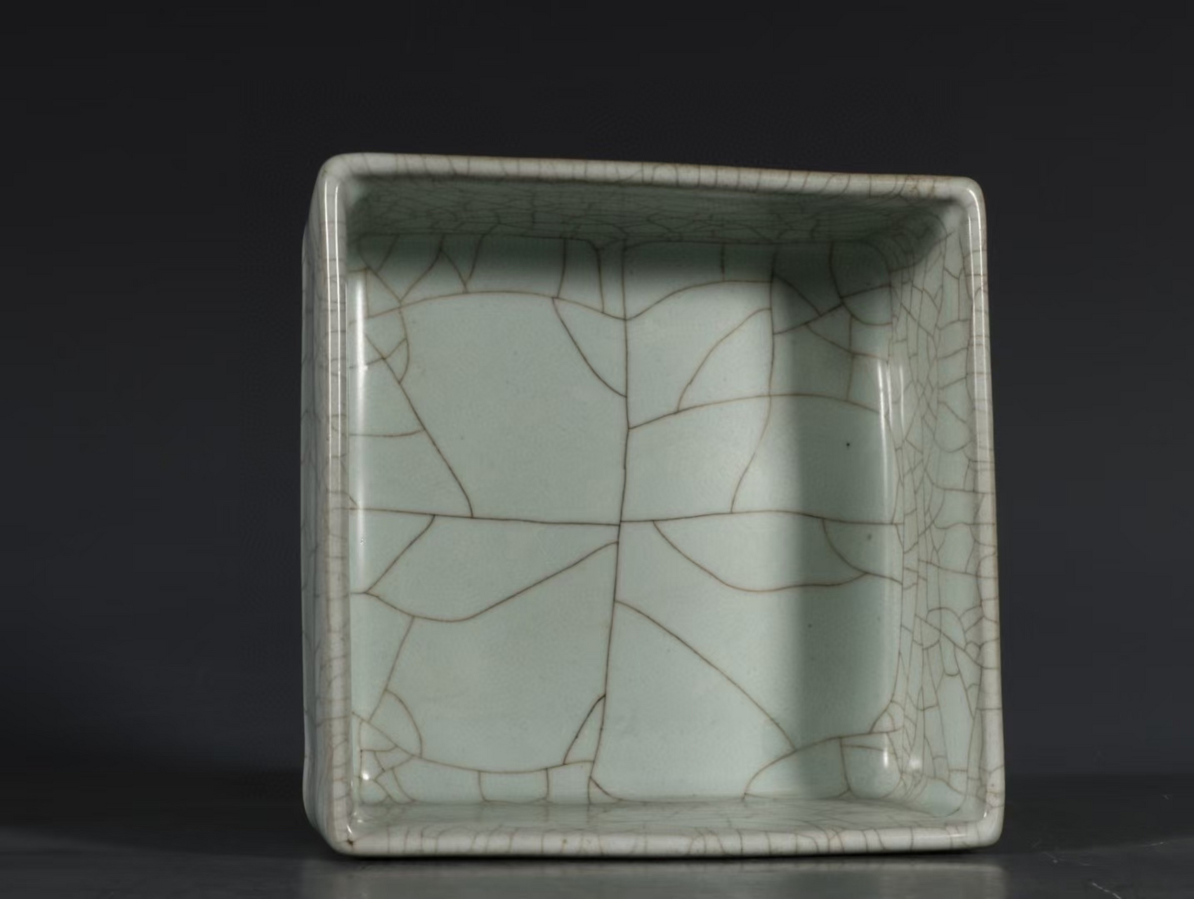 南宋 官窑月白釉四方直边洗 高5口径11.5底径11公分