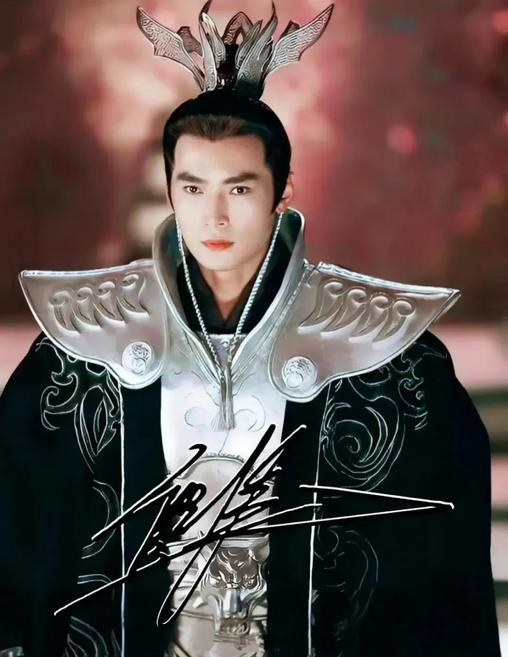 焦俊恩扮演的二郎神确实很帅,《宝莲灯》是很多人的青春回忆吧!