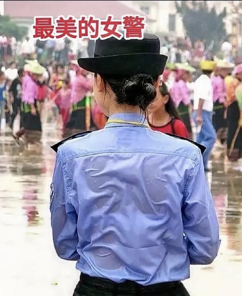 无论刮风下雨,她都身姿挺拔,动作标准有力