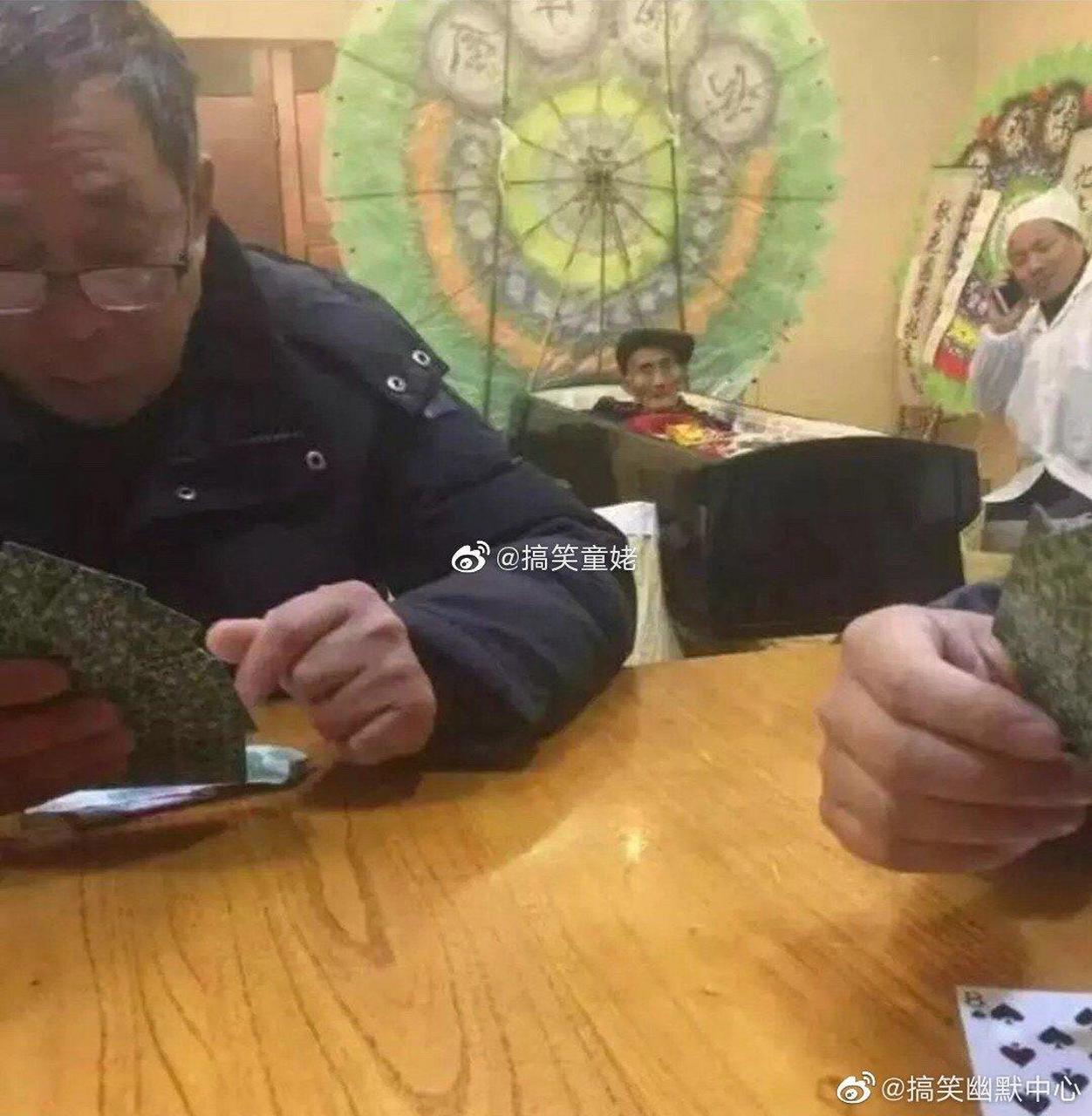 老爷子,不带这么玩的,你吓我一嘚瑟