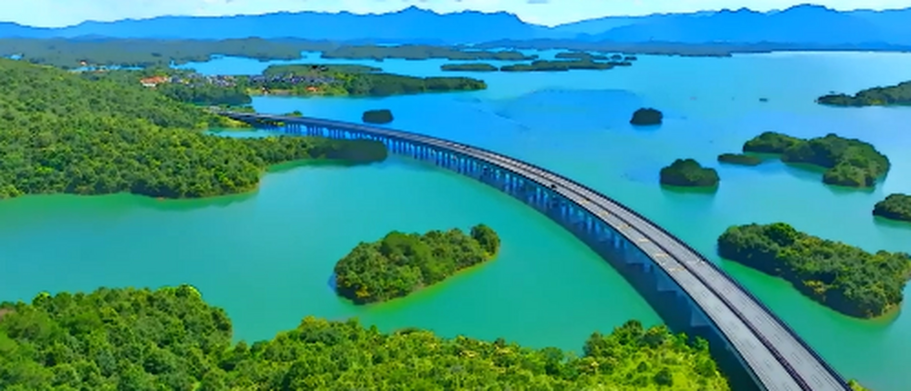 #五一我要去庐山西海# 最美水上高速漫画版来啦~这次可真的是车行画卷